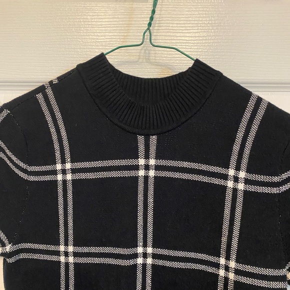 Abercrombie and Fitch Black White Plaid Knit Mock Neck Dress Size Small LONG - Picture 4 of 9